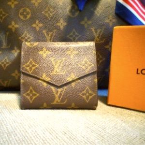 Authentic LOUIS VUITTON ELISE Trifold Wallet